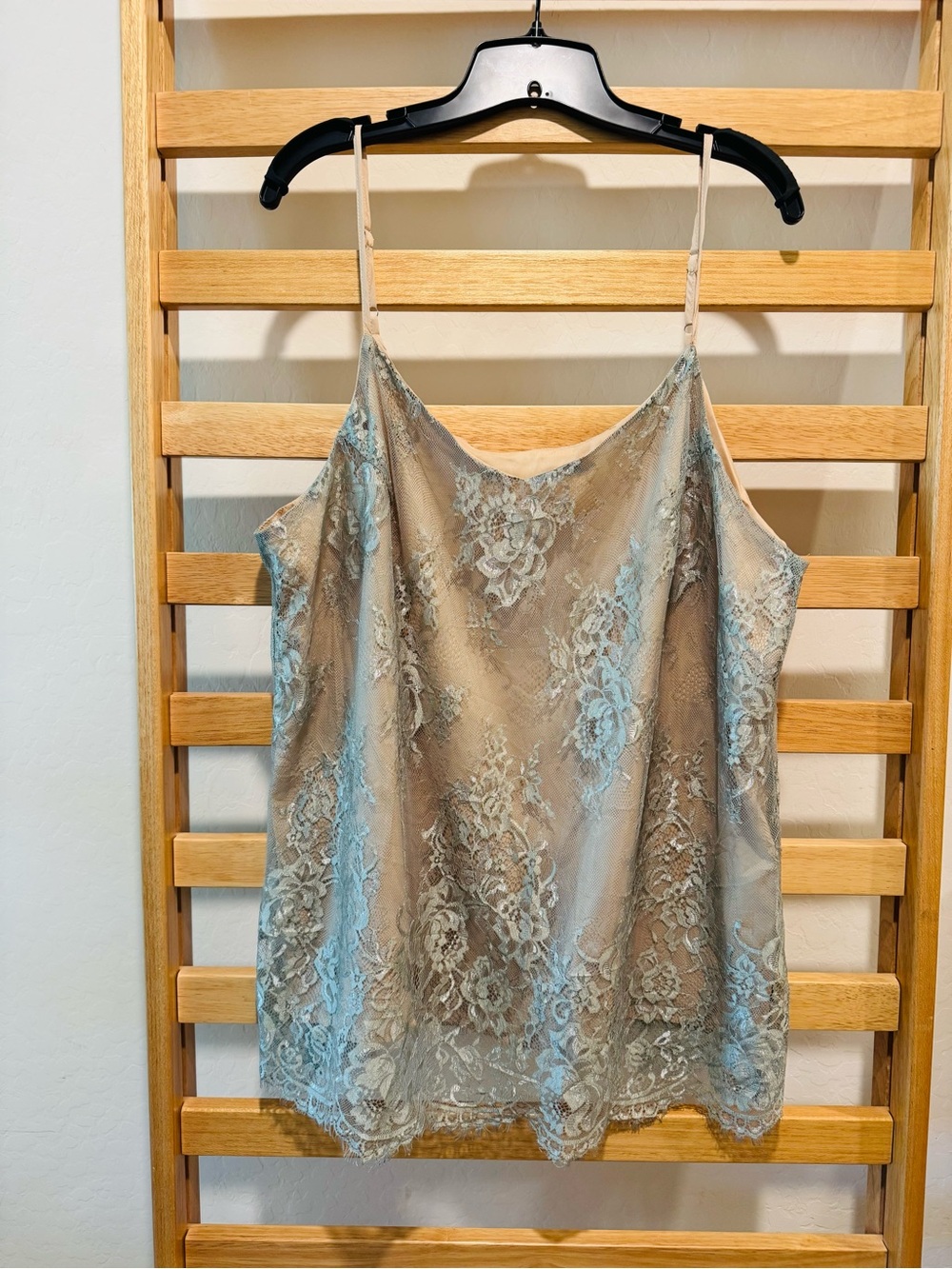 Lace Overlay Satin Cami Tank Top - Mint & Beige